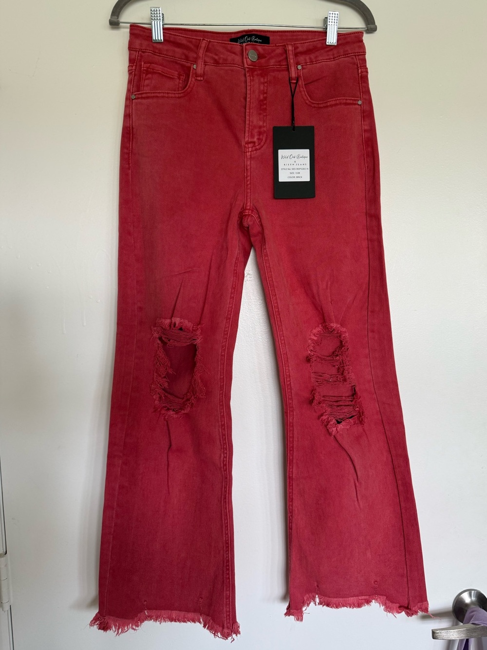 Risen Distressed Ankle Jeans